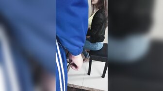 欲火中烧的音乐老师被学生操了