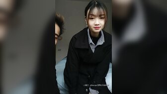 暨在丝袜美女里面