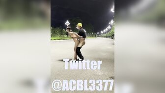 饥渴情侣在公园和公交车站他妈的