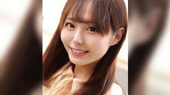 230ORECO252 硬他妈的女孩带着甜美的微笑和大声呻吟