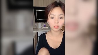 甜蜜的宝贝被她的男朋友操了