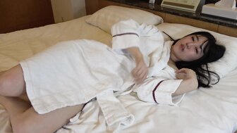 FC2PPV3201136 优雅的女孩变得放荡并被狠狠地操[第2部分]