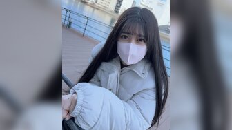 FC2PPV3198334 可爱的女孩在户外吃鸡巴并在酒店里被狠狠地操