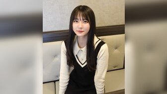 FC2PPV3244309 面部白皙的女孩有一个漂亮的屁股