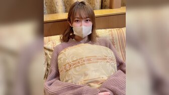 FC2PPV3249745 遇见一个可爱的乡村女孩，她有一个敏感的阴部[第1部分]