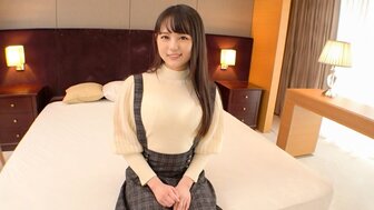 SIRO5058 不管问漂亮大学生有高潮吗，她说没有，但爱汁却止不住滴