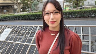 328HMDNV592 喜欢自慰的巨乳女人得到高潮
