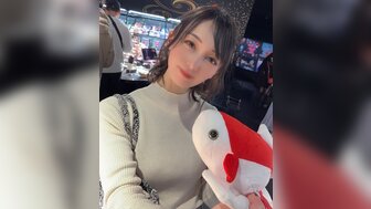 FC2PPV3300525 双中出白皙的皮肤和美丽的首席执行官