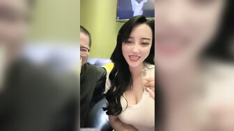 KTV贵宾室与火辣主播做爱