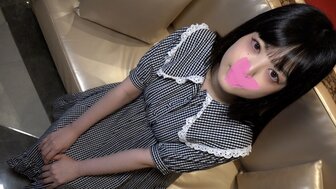 FC2PPV3456071 白皙皮肤的年轻女孩，对鸡巴和精子感兴趣，得到中出
