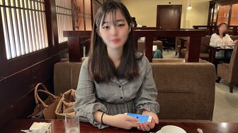FC2PPV3381039 20岁女孩失去处女并获得体内射精