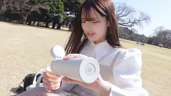 FC2PPV3695183 E罩杯学校宝贝在公园吃鸡巴并在做爱时可爱地呻吟
