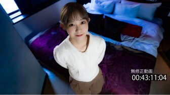 FC2PPV3806678 他妈的深深的白皙皮肤美女和中出