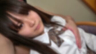FC2PPV3877557 清纯女学生中出和面部护理，她哭了[第1部分]