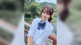 FC2PPV3931658 马尾辫的无辜女学生在她的阴户中射精