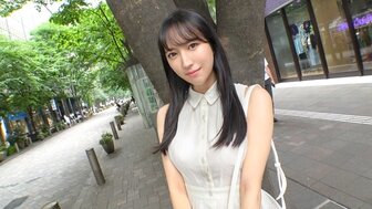 200GANA 2944 纯粹的美丽通过口交和指交而喷出