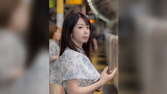 FC2PPV3986285 街头不穿内裤后中出两次白肤美女