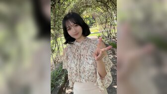FC2PPV4036195 可爱活泼的少女在户外和酒店做爱