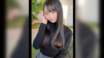 FC2PPV4159077 与穿着制服的白皙美女发生性关系，无法忍受，当她骑在鸡巴上时射到她的阴部[第1部分]