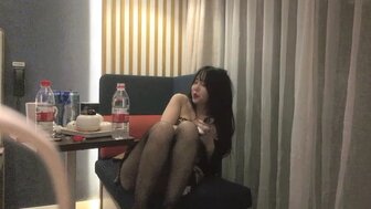 从酒吧接一个半年没有做爱的醉酒女孩