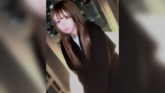 FC2PPV4323038 19岁白皙护理生做爱时发出诱人的呻吟声[第1部分]