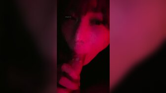 喜欢到处吃鸡鸡的猥琐网红[2]