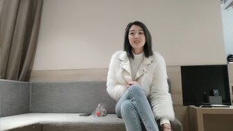 勾搭一个漂亮的已婚女人，让她疯狂地呻吟