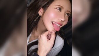 MAAN968 观看淫荡美女吃香肠后与她激烈做爱