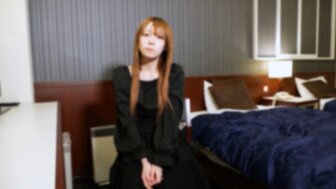 FC2PPV4351596 白皙的皮肤美女用嘴、舌头和嘴唇让男人射精