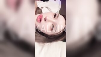 身材完美、脸蛋漂亮的辣模与糖爹发生性关系[2]