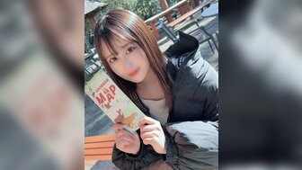FC2PPV4418885 像兔子一样可爱的美女得到中出和指法