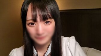 FC2PPV4426644 与可爱面孔的青少年女孩发生性关系的真实镜头