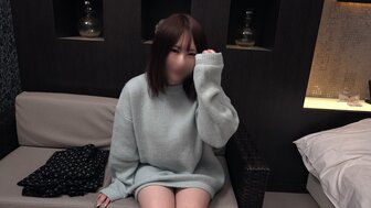 FC2PPV4436940 在封闭的房间里与美丽的高级女士进行激烈的性爱