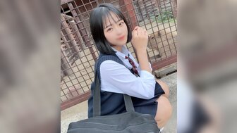 FC2PPV4448608 高中毕业前中出天真害羞的女学生