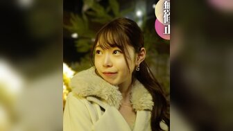 FC2PPV4450895 完美身材的迷人女孩在指交时潮吹