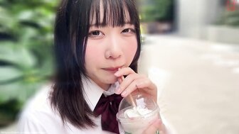 FC2PPV4465471 可爱又丰满的女学生第一次中出[第1部分]