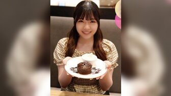FC2PPV4514203 可爱丰满的地下偶像在其他人面前自慰。她感到害羞和安慰