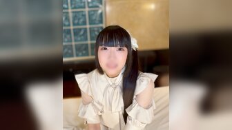 FC2PPV4515171 18岁活泼可爱女孩被操阴户和屁眼[第1部分]
