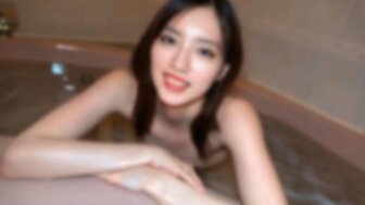 FC2PPV4524327 女神又来了，最美的脸蛋和苗条的身材让男孩连射两次