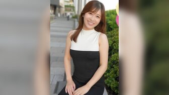 FC2PPV4538520 与拥有诱人身材的前播音员激烈做爱
