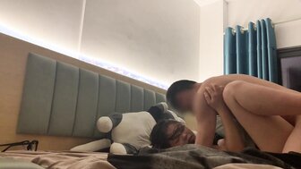喝醉的同事被操潮吹并说她感觉不舒服