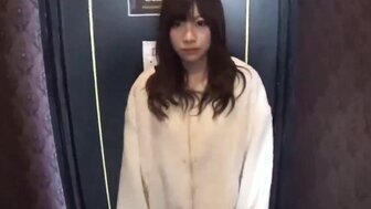 FC2PPV4549326 苗条可爱的业余爱好者得到她的第一次高潮