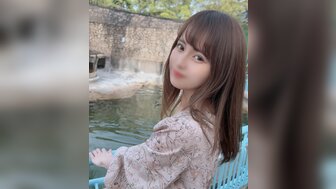 FC2PPV4552433 可爱的美女缺乏与男人交往的经验，她在她毛茸茸的阴户里中出