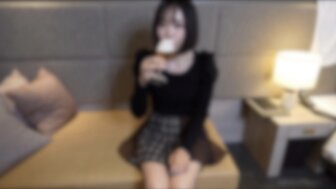 FC2PPV4563959 中出很多苗条的女人谁有一个敏​​感的阴户