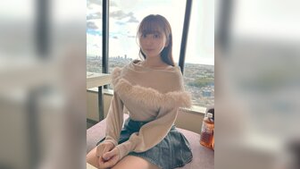 FC2PPV4568526 巨乳大学生为了钱与其他男人发生性关系
