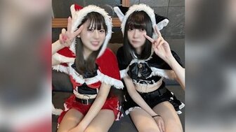 FC2PPV4594922 圣诞性爱派对上漂亮OL和刚毕业的女孩三人行[第1部分]