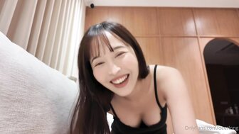 甜美美女口交教学