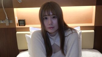 FC2PPV4597198 白皙的皮肤美女，金发绑起来，得到了体内射精