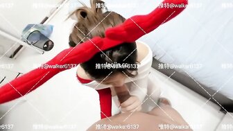 小狗他妈的硬和体内射精可爱的圣诞麋鹿
