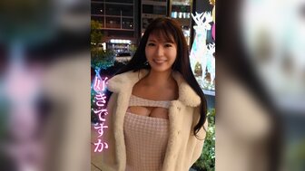 FC2PPV4604507 与大胸大屁股的淫荡女孩发生性关系
